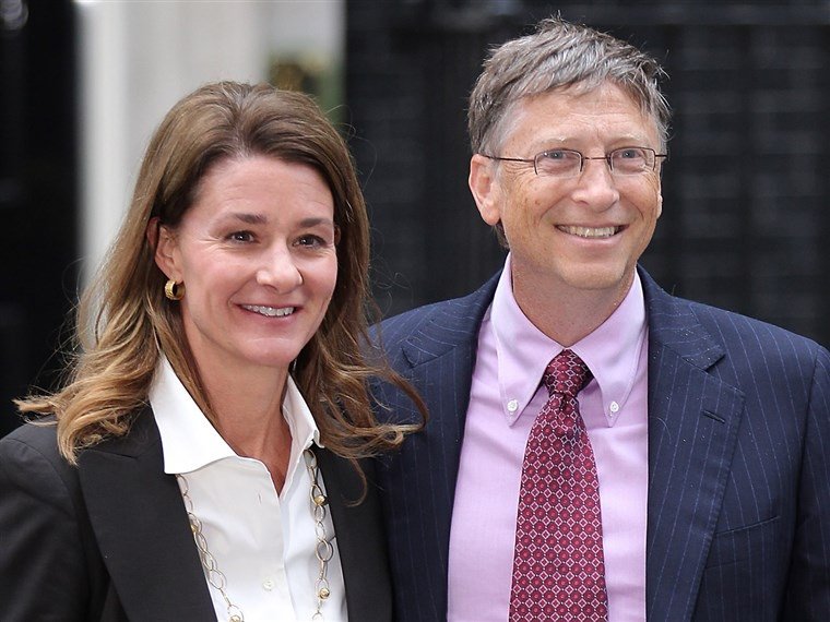  Le milliardaire Bill Gates, de Microsoft, et sa femme Melinda Gates ont annoncé lundi leur divorce après 27 ans de mariage