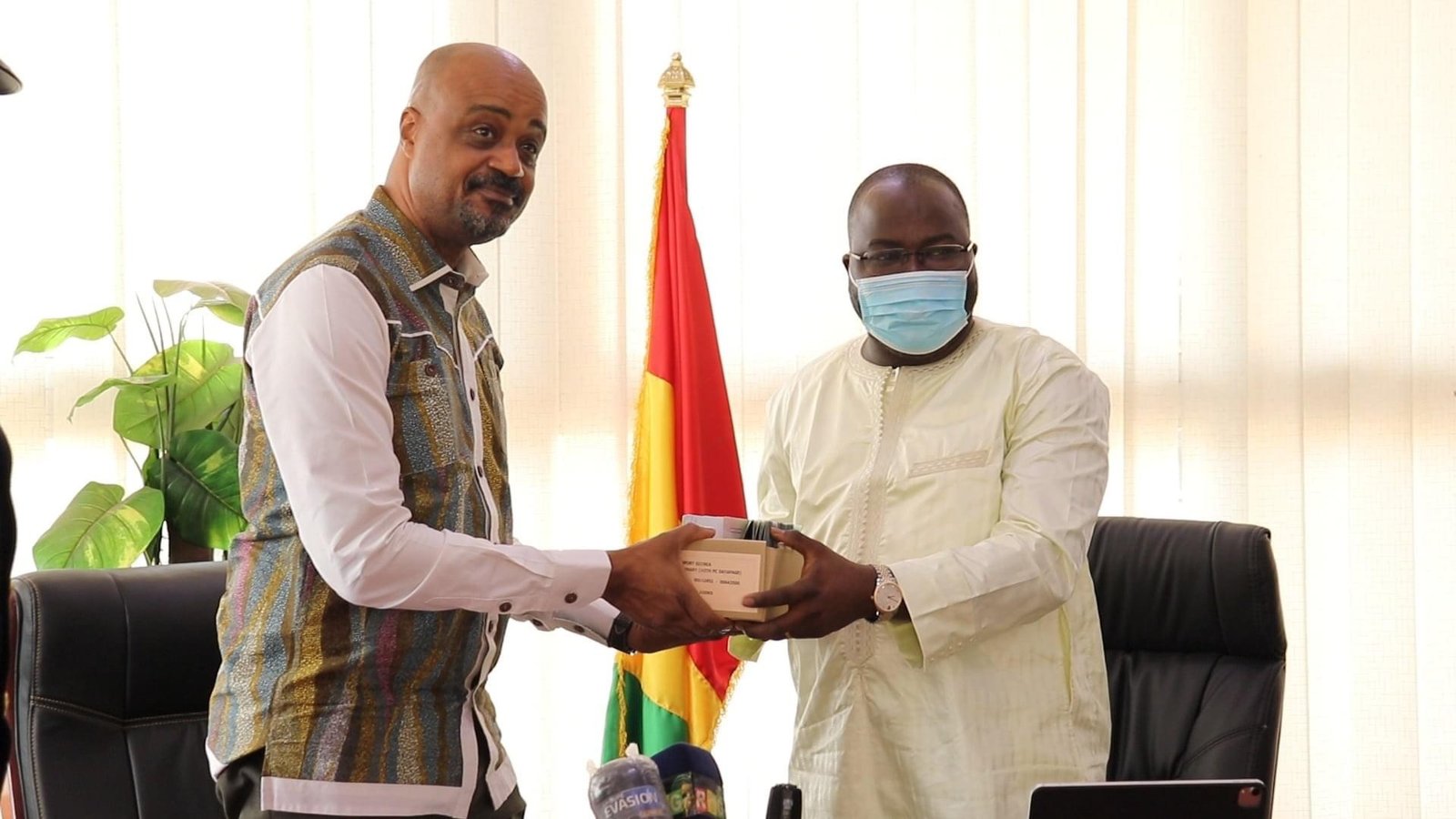  Urgent: Document de voyage pour les guinéens de l’étranger..