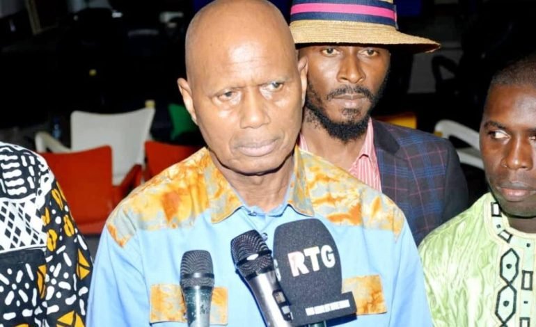  Guinée:La HAC suspend AFRICA24 en Guinée pour couverture électorale sans accréditation