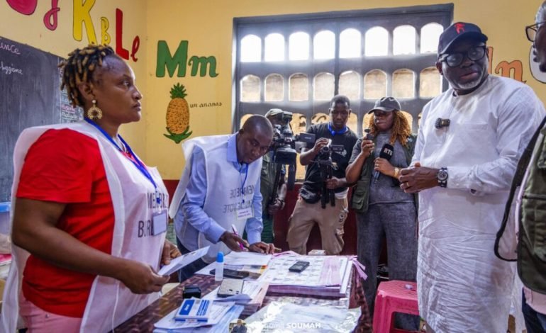 Triple scrutin en Guinée : le ministre Mourana Soumah vote à Dixinn Centre et salue un climat de sérénitéConakry, 31 mai 2026